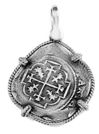 1 1/4" REPLICA ATOCHA WITH TWISTED FRAME & SHACKLE BAIL - ITEM #14908 - Jewelry Works