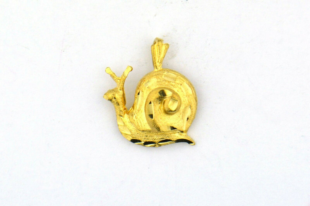 14KY 19x19MM Diamond Cut Snail Pendant 2.4G - Jewelry Works