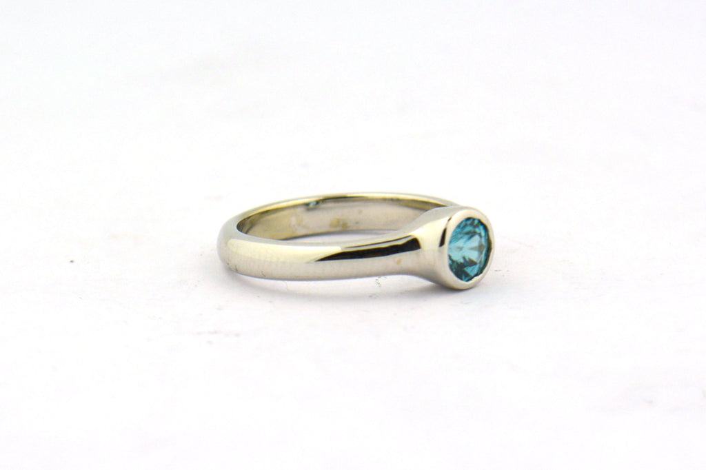 14KW 0.75CT AA Round Blue Zircon Bezel Set Solitaire Ring 4.0G Size 6.25'' - Jewelry Works